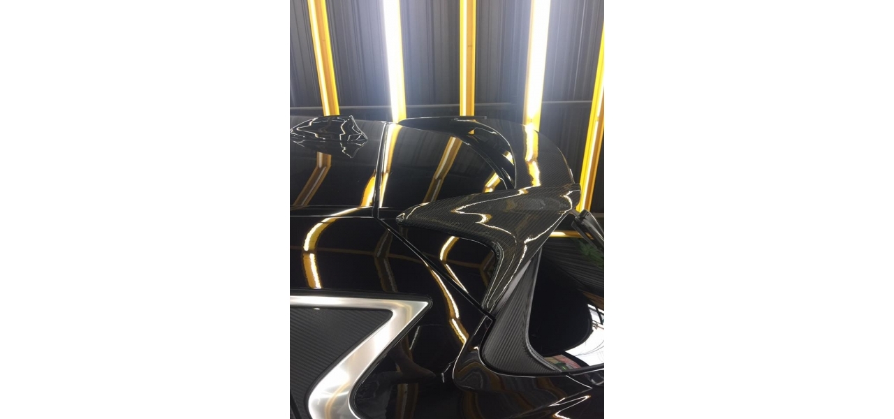 INFINITI Q30 專屬訂製L款尾翼