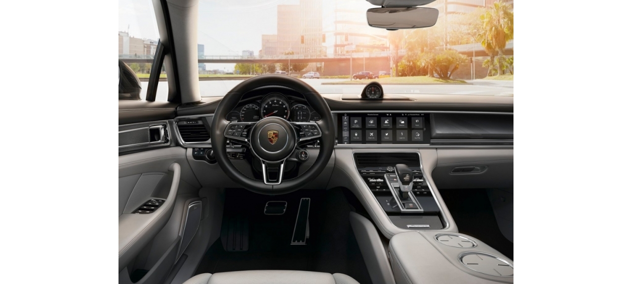batch_Porsche-Panamera-2017-1280-33.jpg