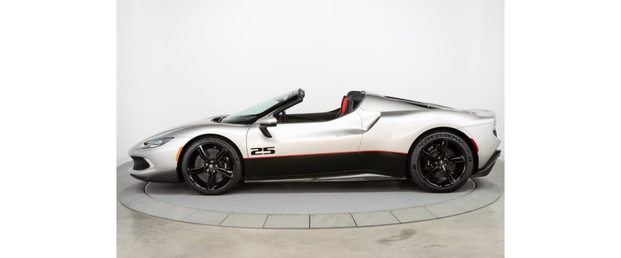 New-2024-Ferrari-296-GTS (1).jpg