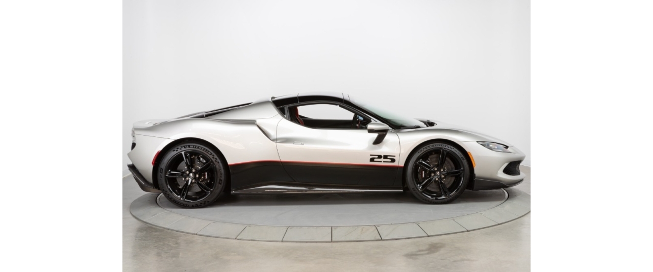 New-2024-Ferrari-296-GTS (2).jpg