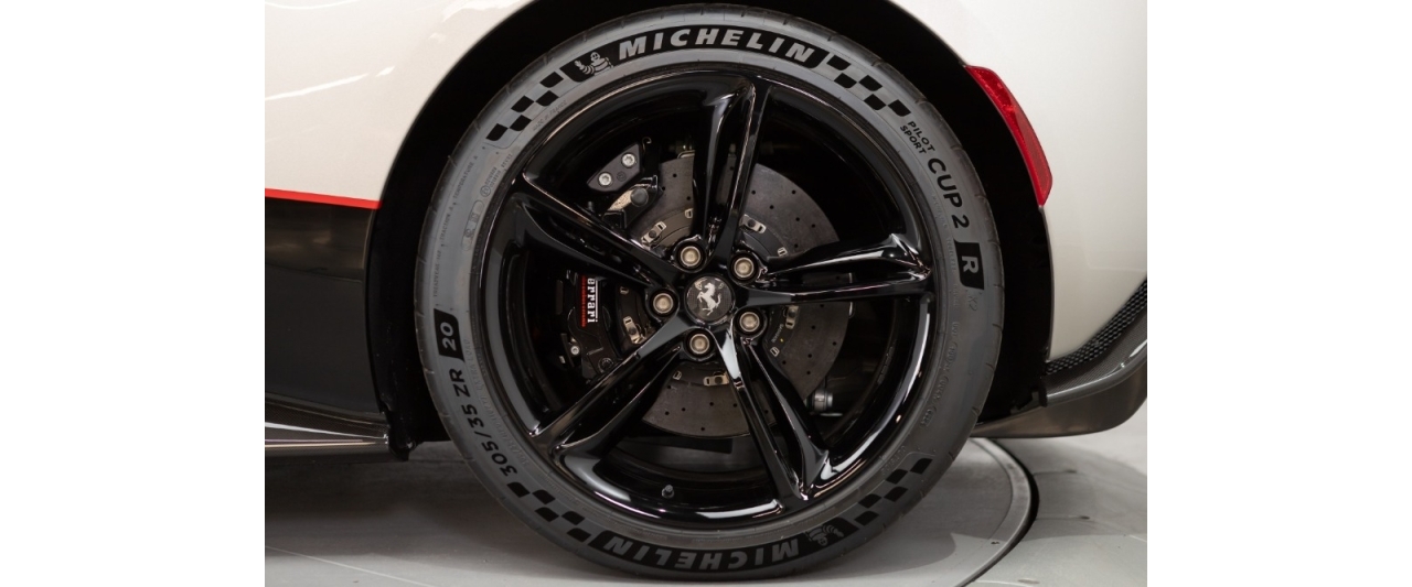 New-2024-Ferrari-296-GTS (7).jpg