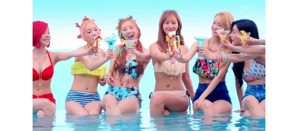 20150713_kfashionista_snsd_yuri3.jpg