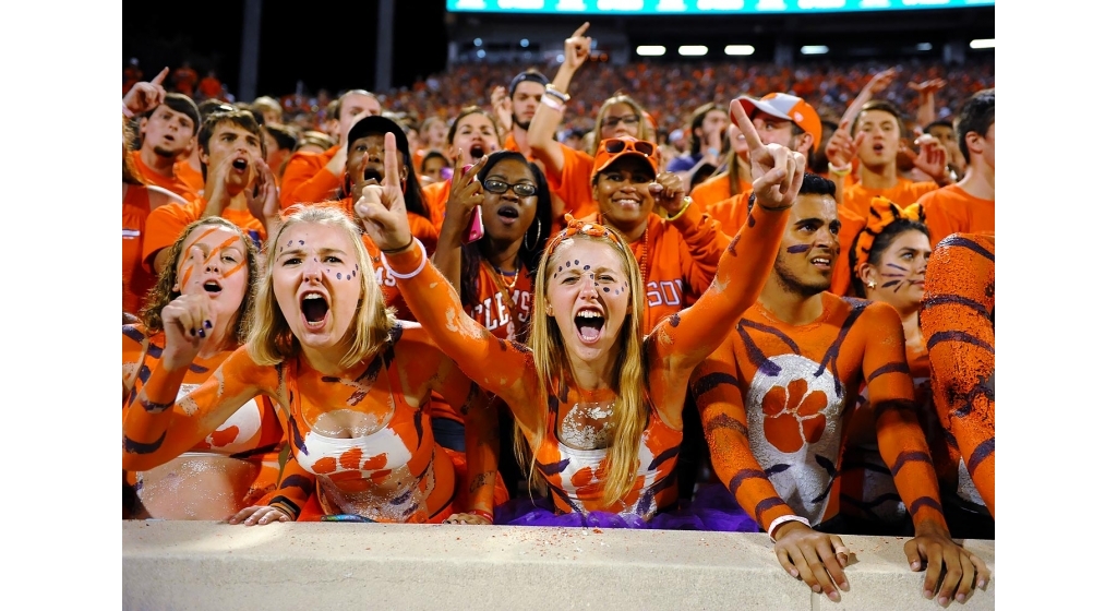 Clemson-Tigers-fans-2016-10-01_louisville_at_clemson_19.jpg
